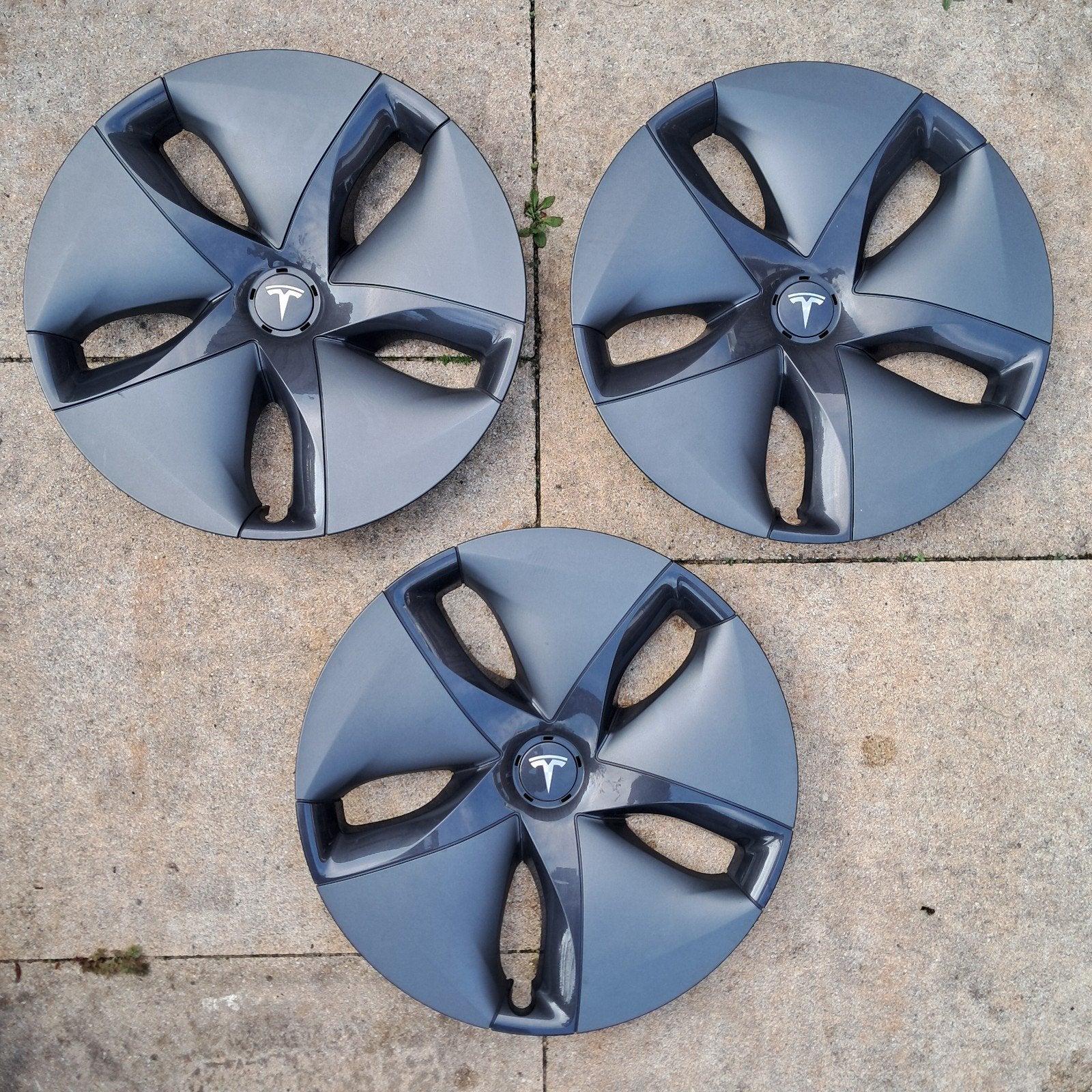 Tesla Model 3 Aero (pre-refresh) 18" inch wieldoppen 3 stuks, Auto diversen, Ophalen of Verzenden, Zo goed als nieuw