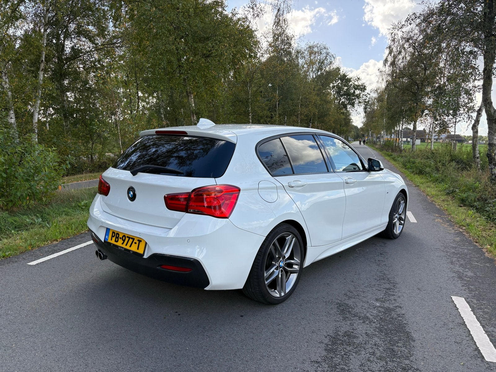 BMW 1-Serie 120i 184pk Aut 2017 Wit, Auto's, 1998 cc, Achterwielaandrijving, 4 cilinders, Alcantara