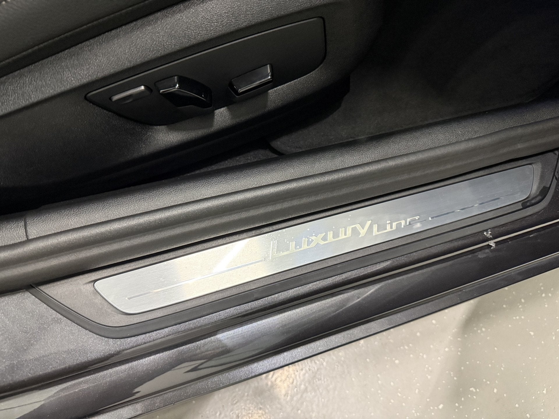 Foto 48 van BMW 5 Serie Touring 530e xDrive High exe PANO/TREKHAAK/H&K/L