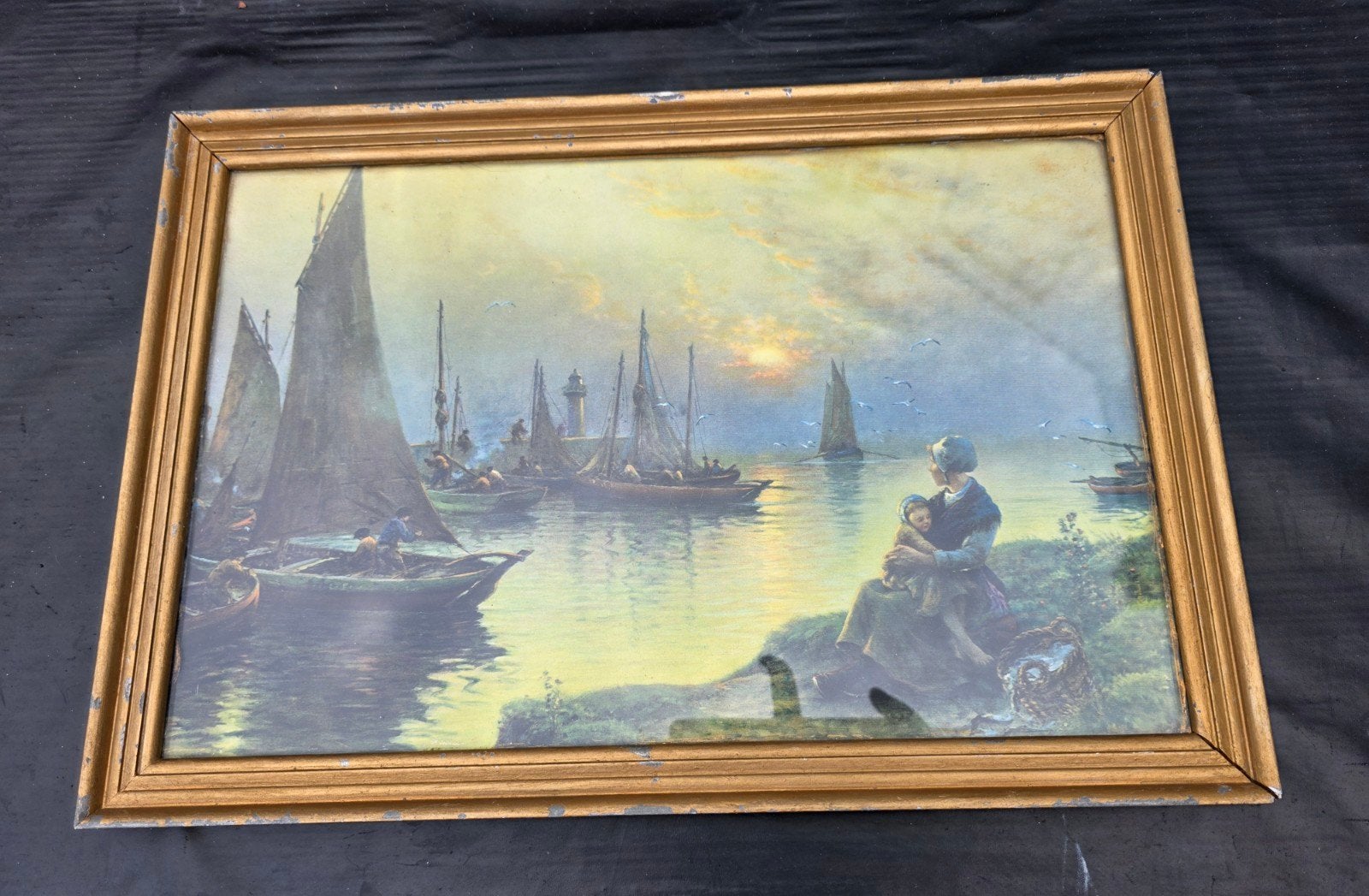 Antieke ingelijste prent 'Awaiting His Return', Ophalen of Verzenden, Realistisch, Ingelijst, Maritiem / water