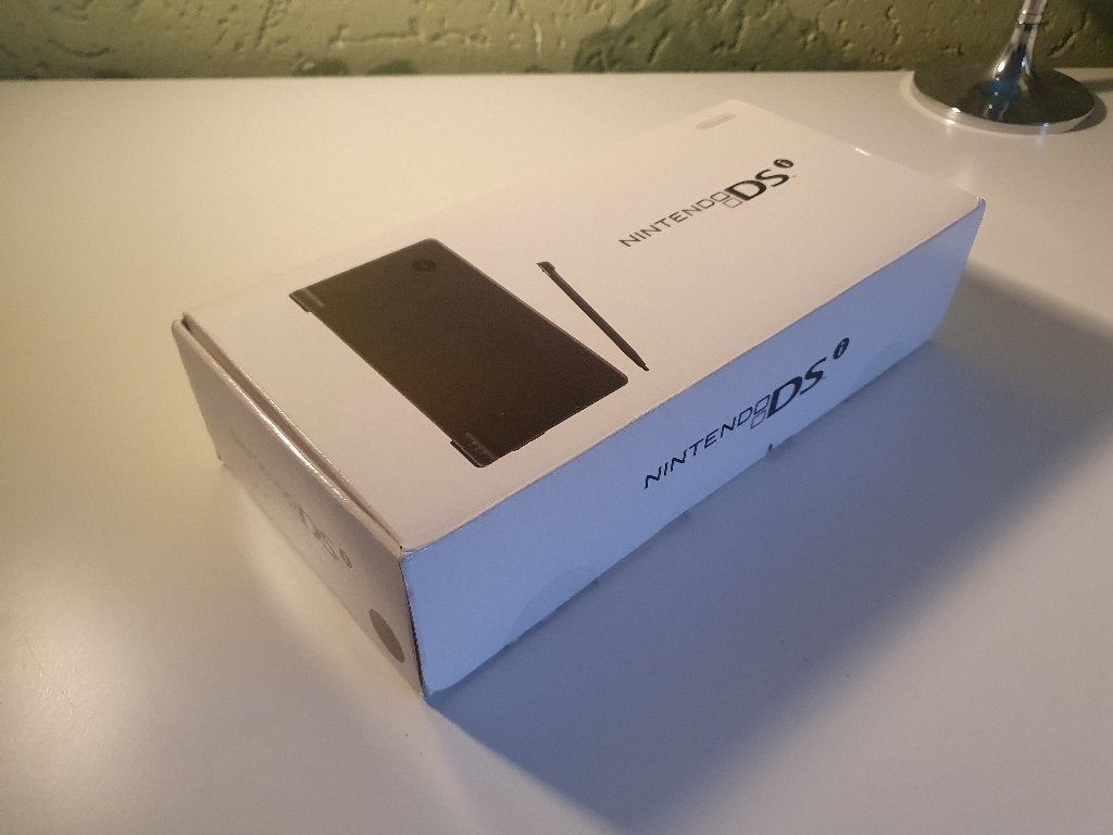 Nintendo Dsi Black € 70,00, 1 speler, Verzenden, Zo goed als nieuw, Vanaf 3 jaar