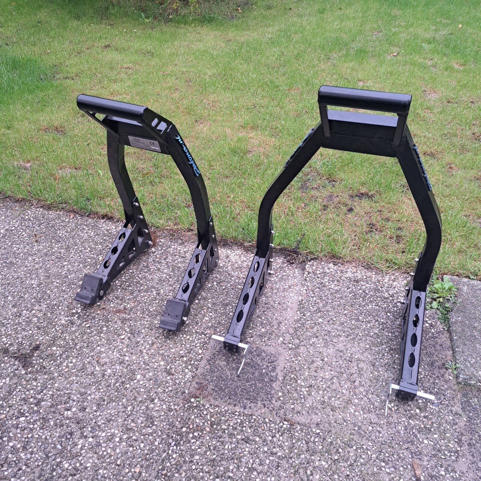 Paddockstand set Datona, Motoren, Ophalen, Zo goed als nieuw
