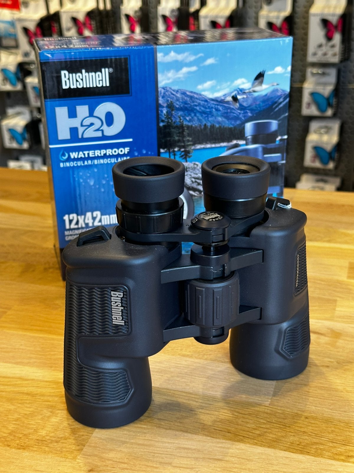 Bushnell H2o 12x42 verrekijker OPRUIMING!, Nieuw, 8 tot 12x, Met hoes of tas, Porro (met knik)