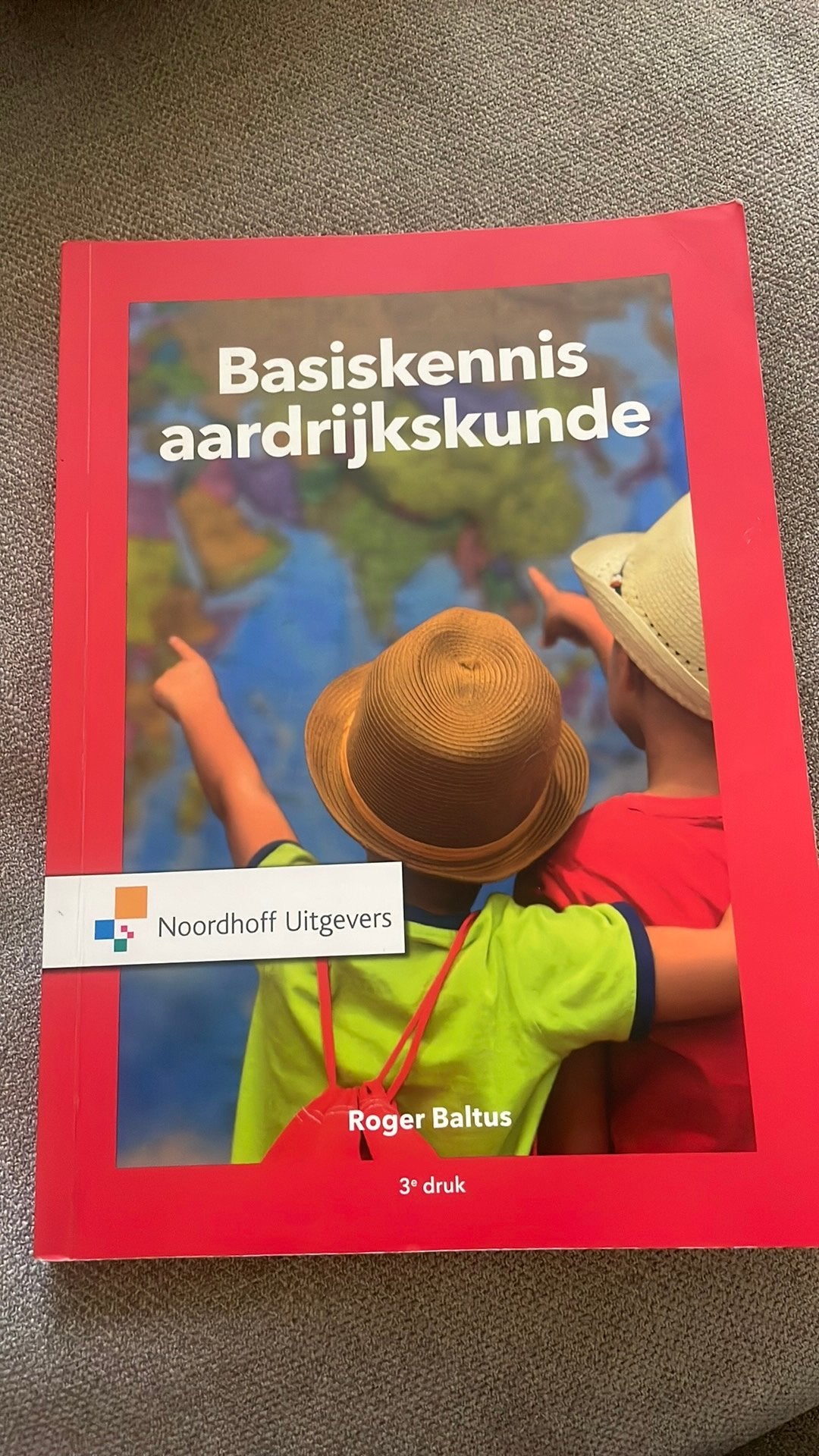 Basiskennis aardrijkskunde Noordhoff Uitgevers, Ophalen of Verzenden, Zo goed als nieuw, Economie en Marketing