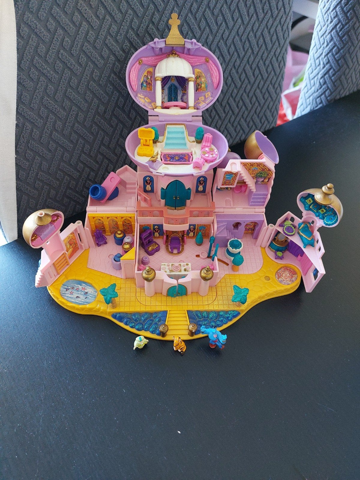 Disney vintage polly pocket alladin incl 3 poppetjes, Ophalen of Verzenden, Zo goed als nieuw