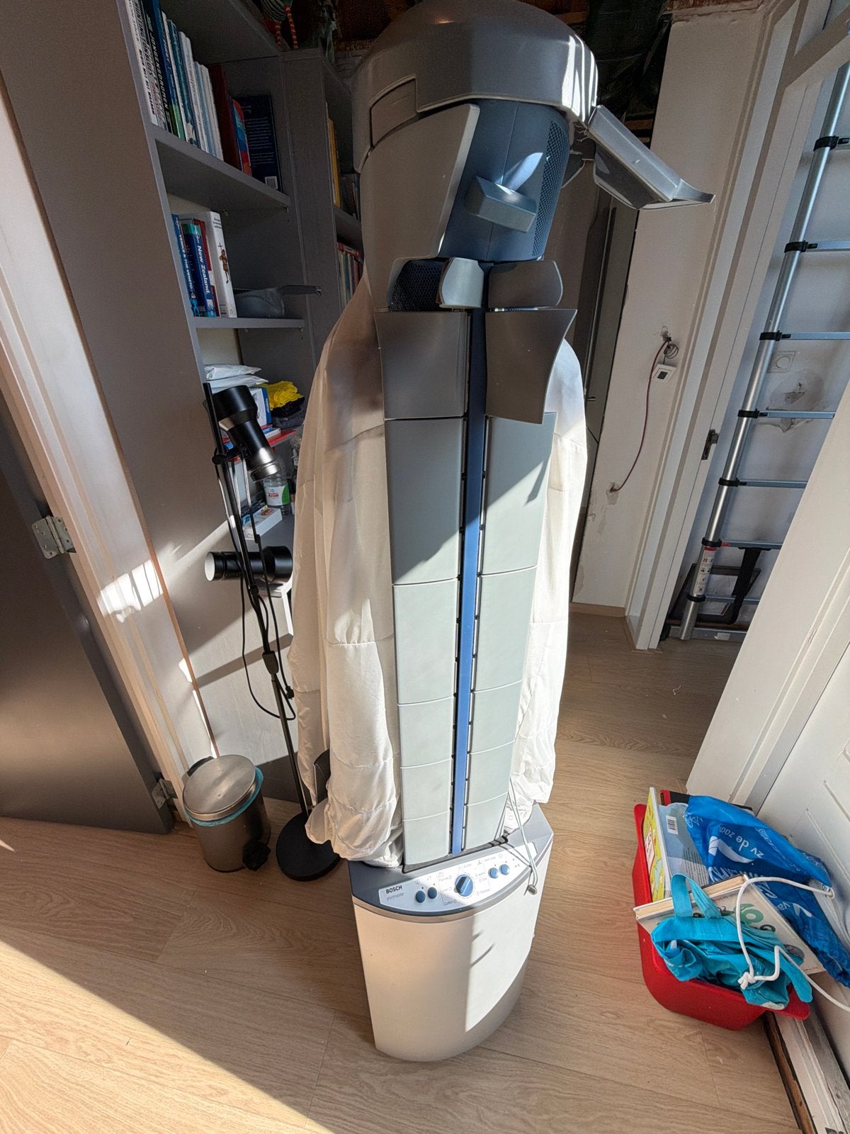 Bosch Shirtmaster Strijkpop - Automatisch Strijken, Witgoed en Apparatuur, Strijkijzers en Strijkplanken, Gebruikt, Strijkijzer met snoer