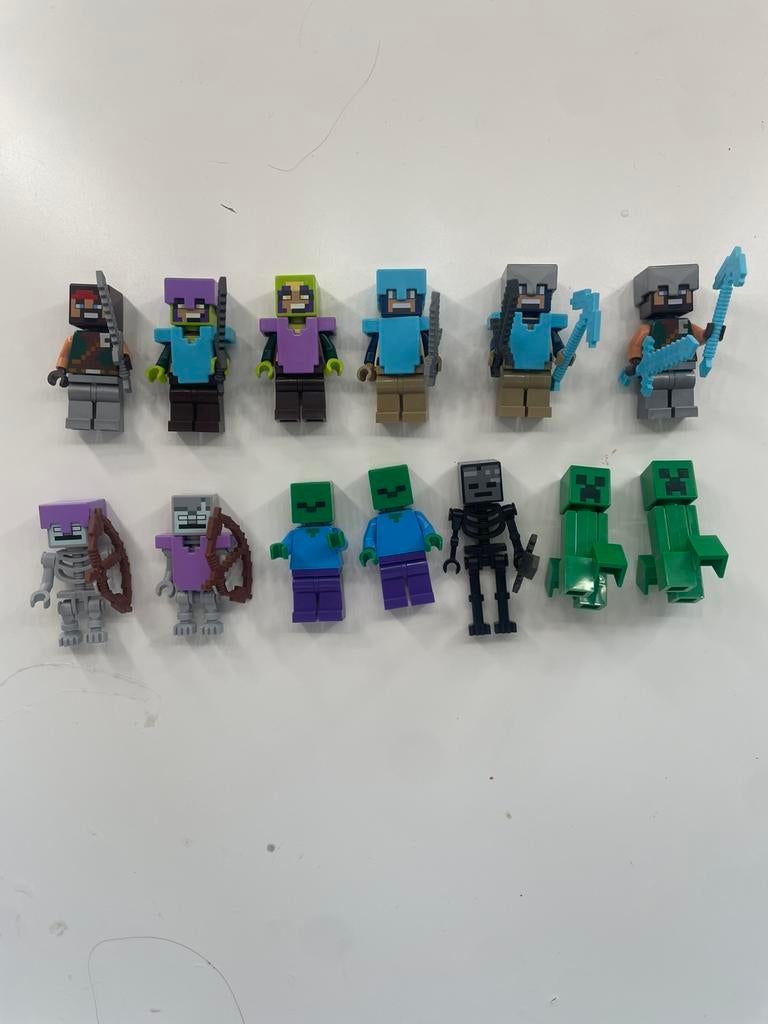 Lego minecraft minifiguren, Kinderen en Baby's, Speelgoed | Duplo en Lego, Ophalen of Verzenden, Zo goed als nieuw