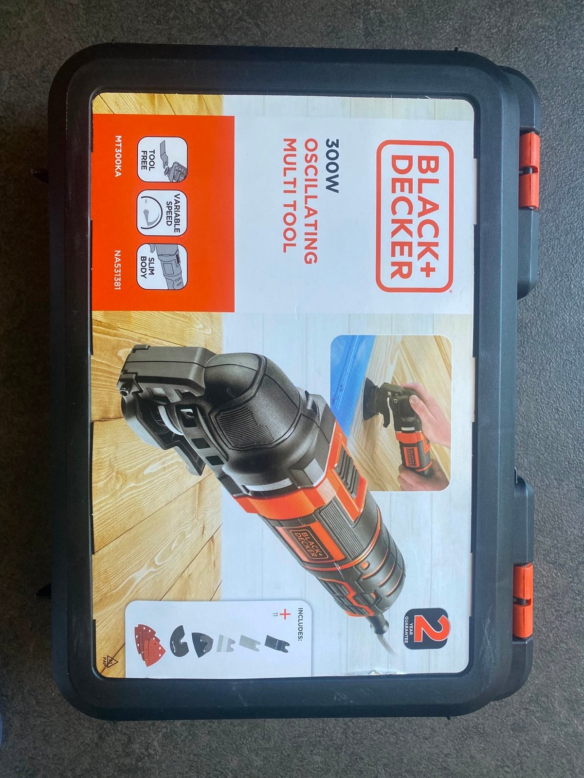 Black&Decker Multitool 300W - Z.g.a.n. met accessoires, Ophalen of Verzenden, Zo goed als nieuw, Multitool, Overige merken