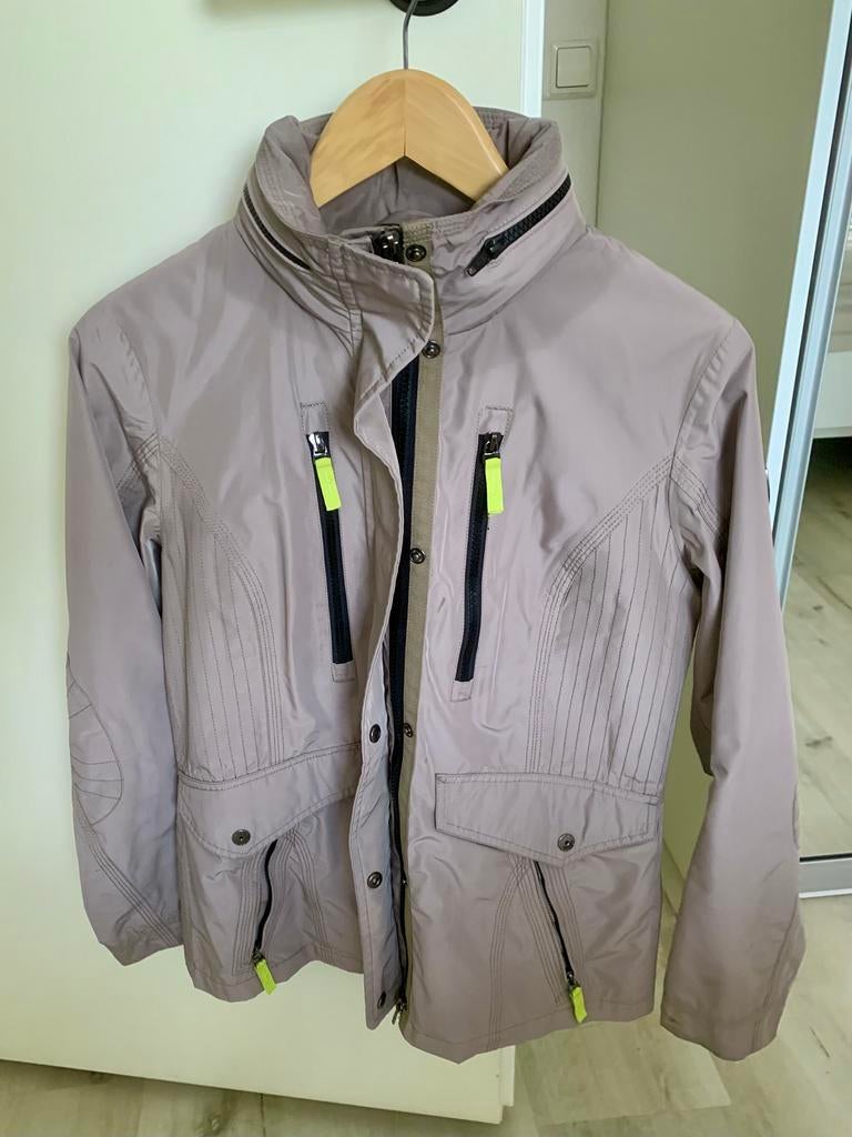 Mooi HV polo jasje maat M met veel opbergruinte, Dressuur, Ophalen of Verzenden, Zo goed als nieuw, Dames