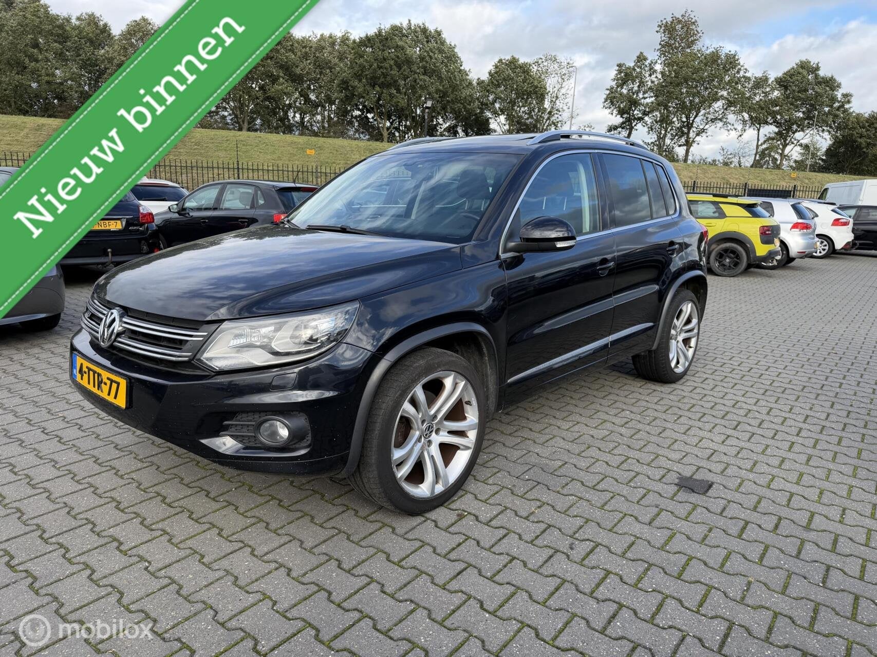 Volkswagen Tiguan 2.0 TSI Sport&Style 4Motion automaat pano, Auto's, Automaat, Euro 5, Gebruikt, 4 cilinders