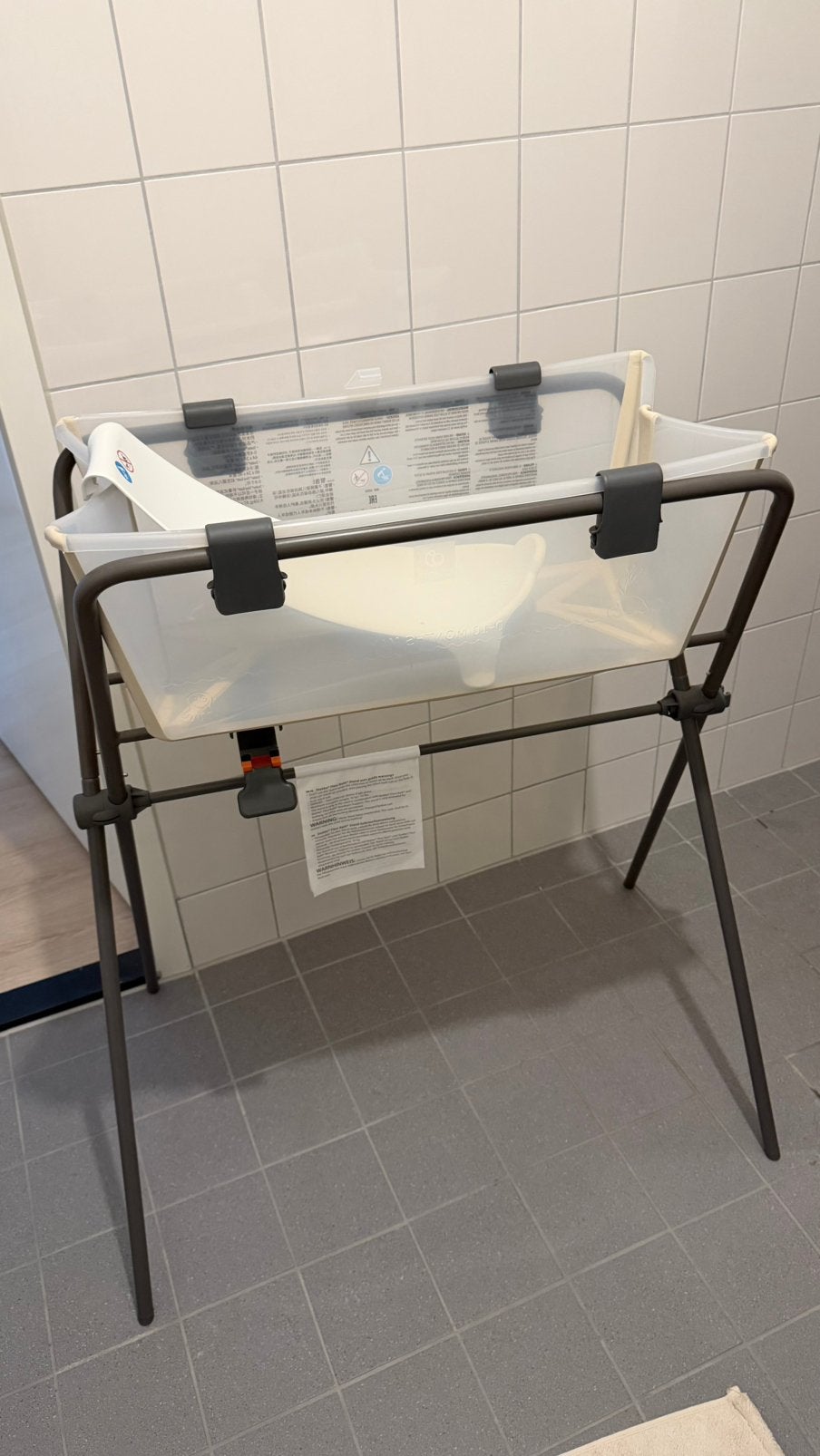 Stokke bad+standaard+zitje, Ophalen, Zo goed als nieuw, Badje, Overige merken