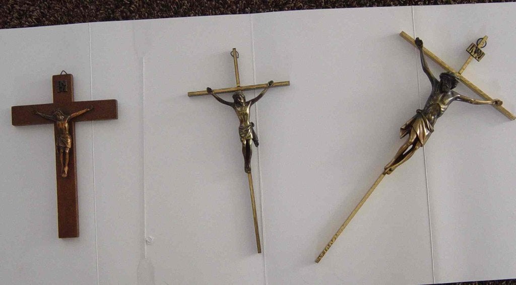 3 kruisbeeldjes mariabeeldje religieuze boeken en meer, Ophalen of Verzenden, Zo goed als nieuw, Beeld(je)