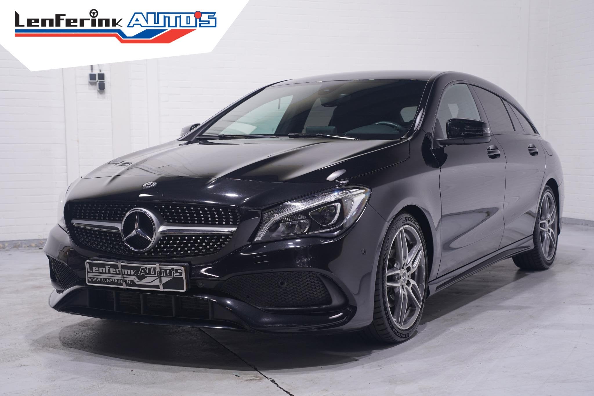 Mercedes-Benz CLA-klasse Shooting Brake 180 Business Solutio, Auto's, 730 kg, Gebruikt, Euro 6, 4 cilinders