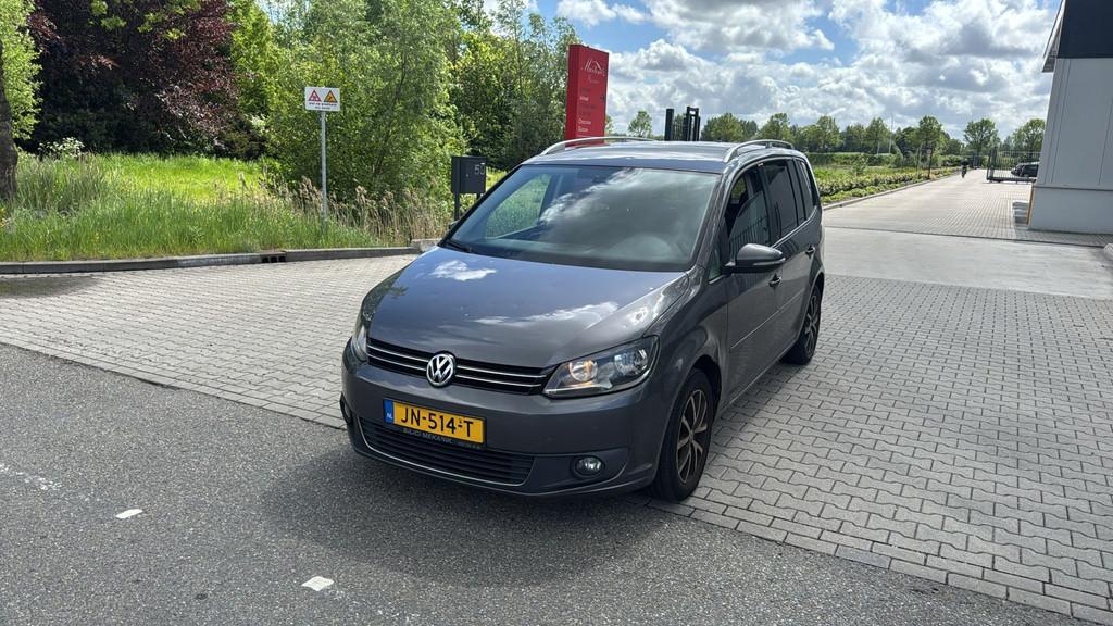Volkswagen Touran 1.6 TDI Highline BlueMotion HIGLINE CLIMA, Auto's, Voorwielaandrijving, Euro 5, Gebruikt, 4 cilinders