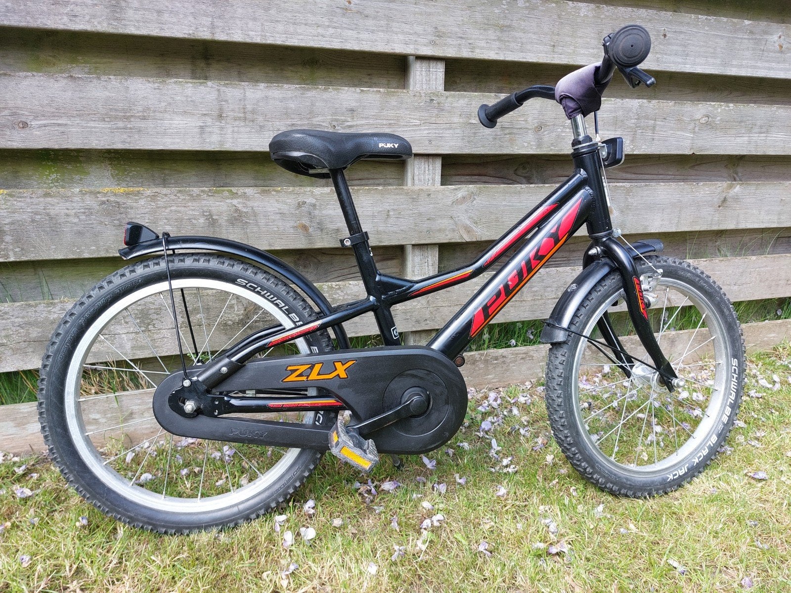 Puky ZLX jongensfiets 18 inch zwart-rood, Ophalen, Terugtraprem, Puky, 16 tot 20 inch