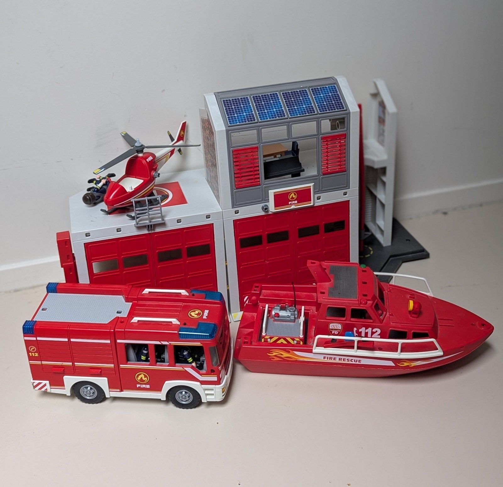 Playmobil Brandweerkazerne met voertuigen en accessoires, Kinderen en Baby's, Gebruikt, Gebouw, Complete set, Ophalen of Verzenden
