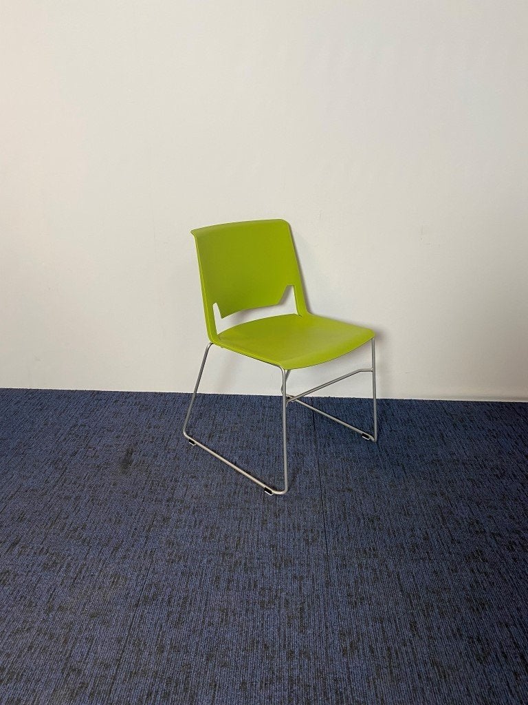 1 x Kantinestoel Comforto Haworth D6240 - Groen, Huis en Inrichting, Ophalen, Kunststof, Gebruikt, Overige kleuren