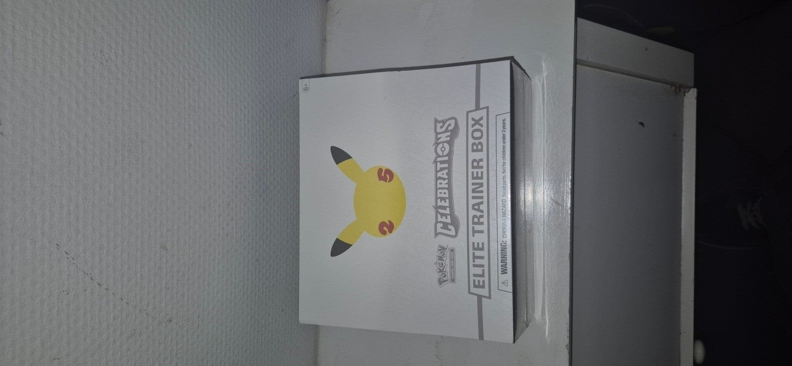pokemon 25th etb, Ophalen, Nieuw