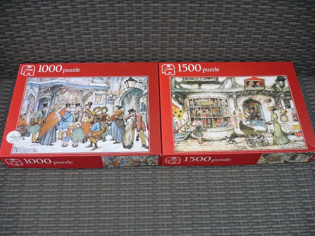 2x Jumbo Puzzel Anton Pieck:  Kerstkoor en  Speelgoedwinkel, Hobby en Vrije tijd, Ophalen of Verzenden, 500 t/m 1500 stukjes, Zo goed als nieuw