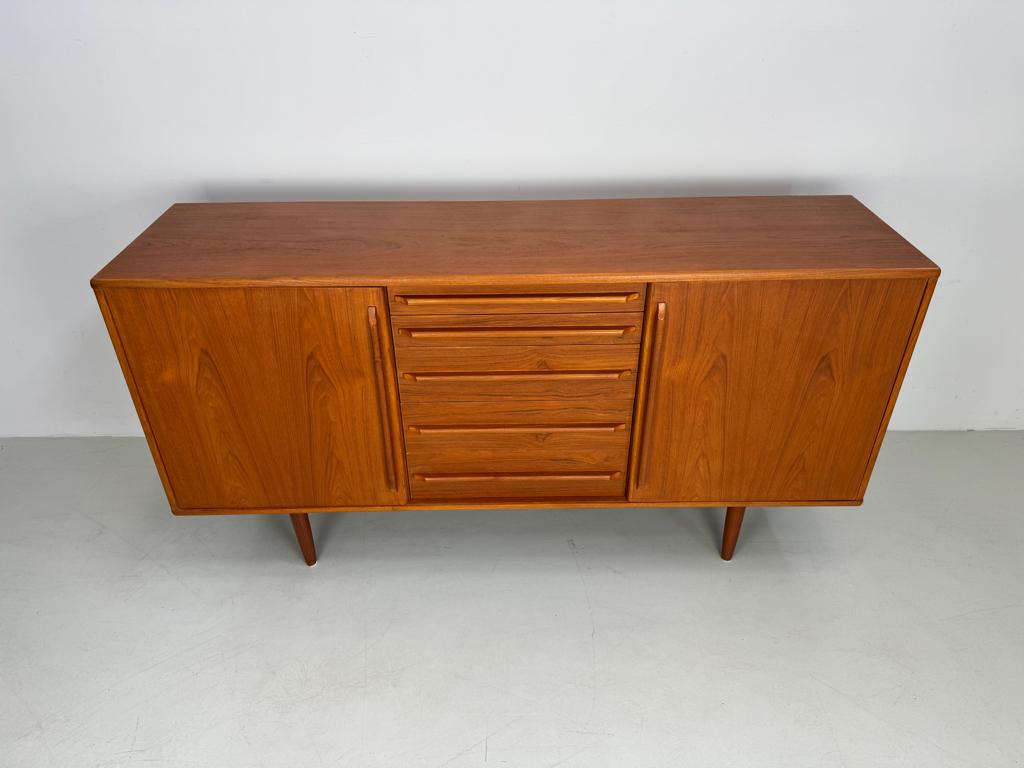 Vintage dressoir Deens SALE, Verzenden, Zo goed als nieuw, 25 tot 50 cm, 150 tot 200 cm
