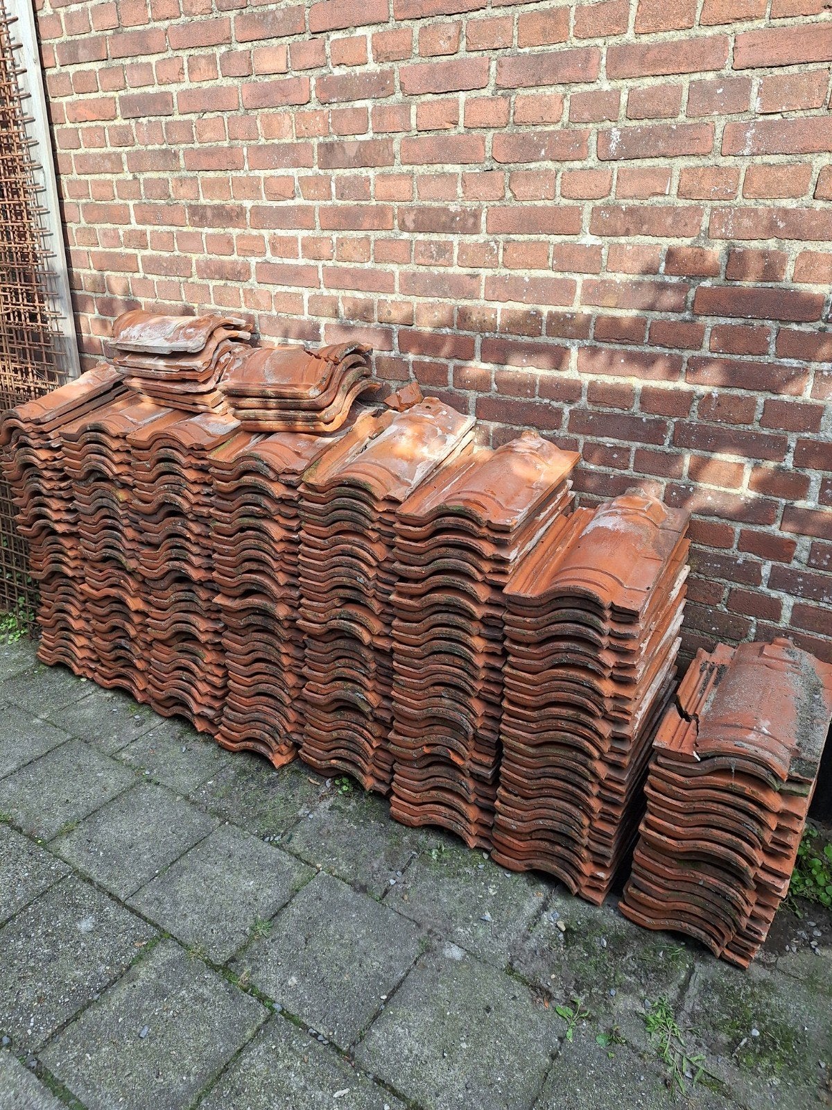 200+ dakpannen, Ophalen, Steen of Klei, 15 m² of meer, Dakpannen