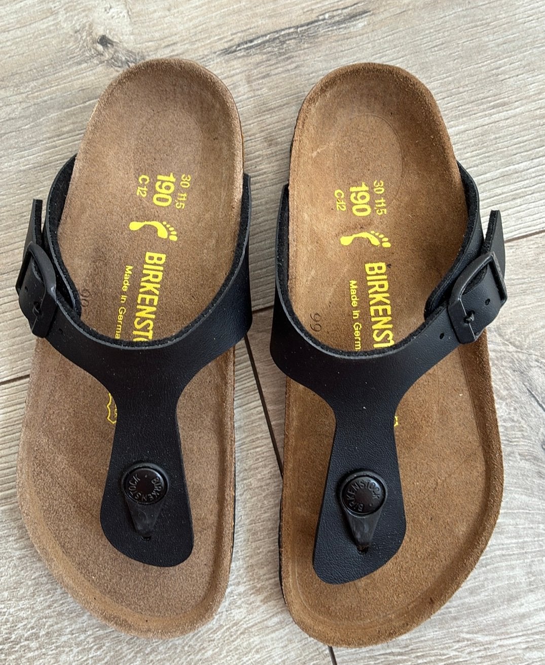 Nieuwe Birkenstock slippers (zwart, maat 30), Overige typen, Ophalen of Verzenden, Zo goed als nieuw, Jongen