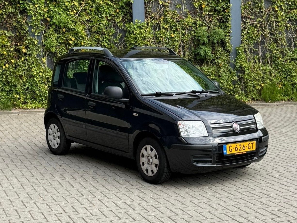 Fiat Panda 1.2 | 2010 | Nieuwe APK | Nette auto, Auto's, Voorwielaandrijving, 1242 cc, Zwart, Handgeschakeld