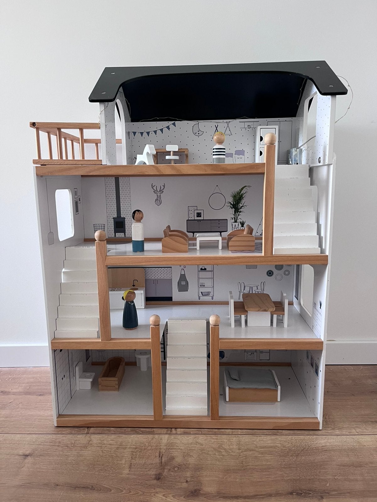 Poppenhuis petit amalelie, Ophalen, Gebruikt, Poppenhuis