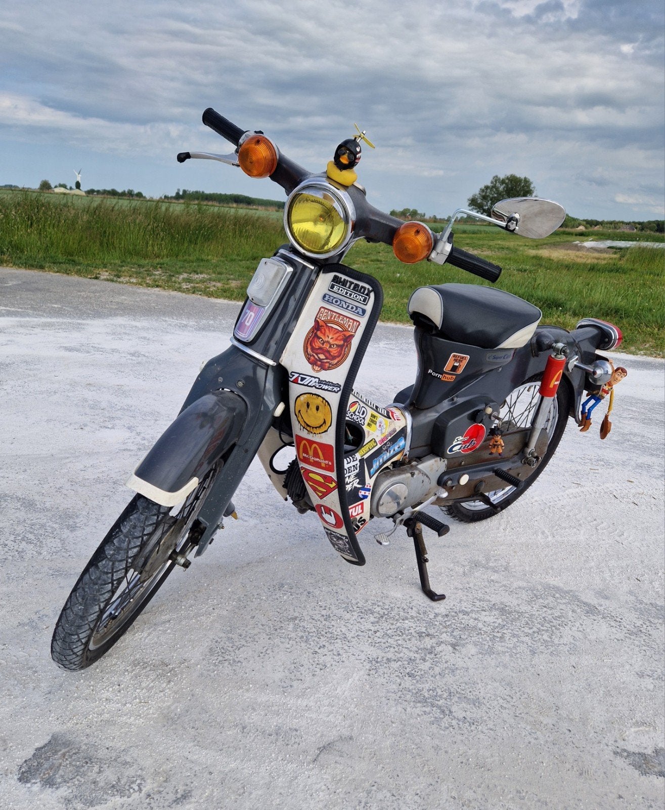 Unieke Honda C70 Bromfiets - Ratlook, Fietsen en Brommers, Brommers | Honda, Gebruikt, Overige modellen, Maximaal 45 km/u, Ophalen of Verzenden