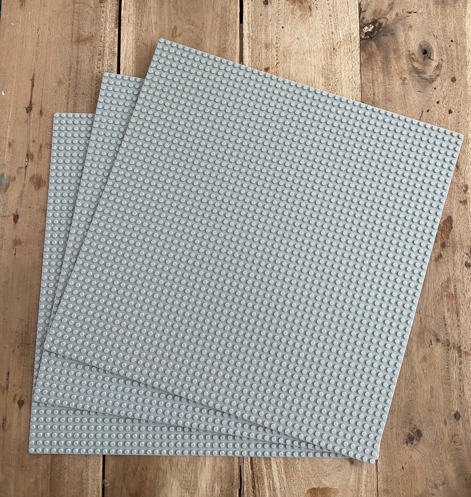 3x Lego classic XL bouwplaat lightgrijs 48x48 noppen platen, Ophalen, Zo goed als nieuw