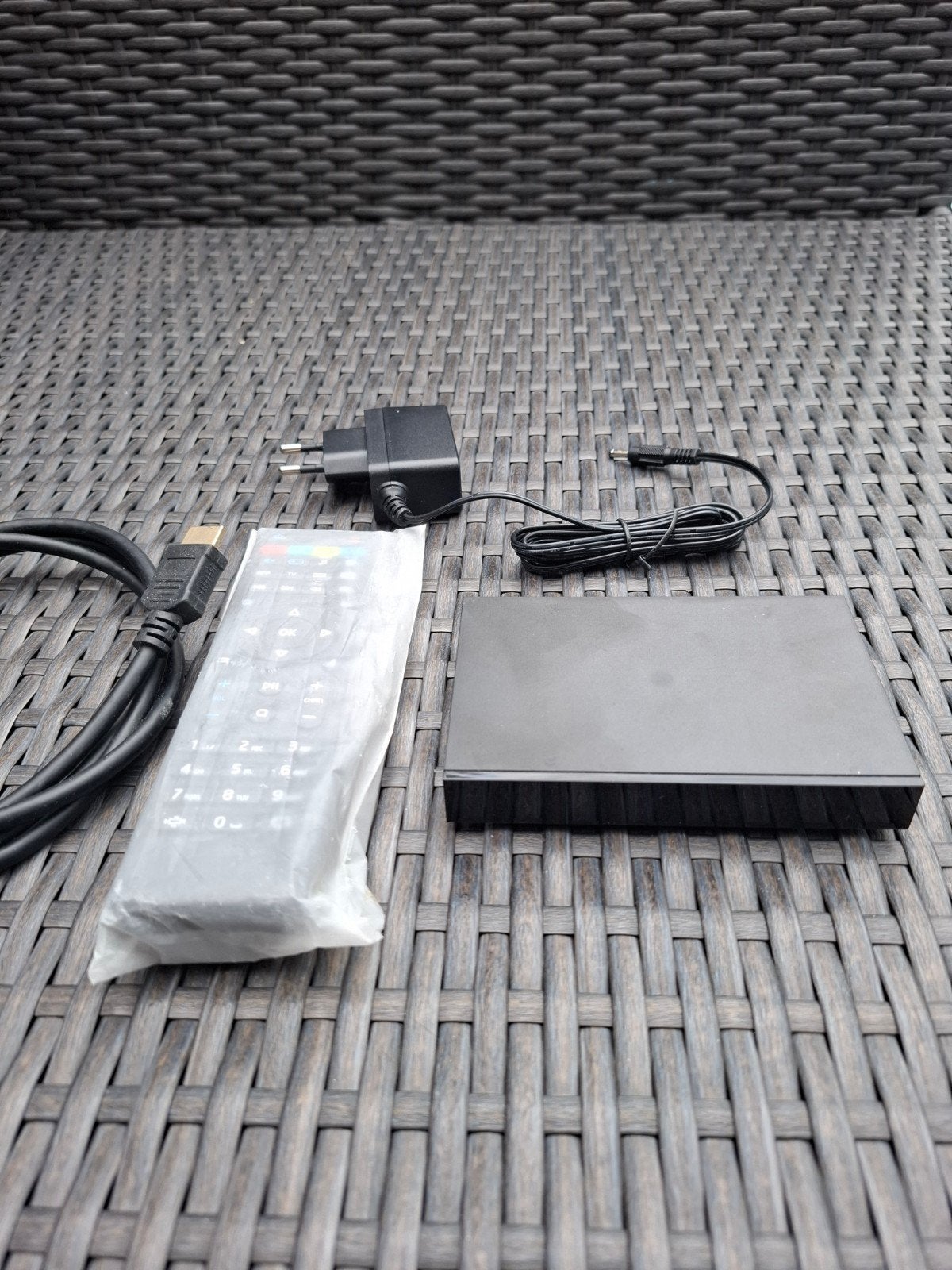MAG520 Set-Top Box met Programmeerbare Afstandsbediening, Audio, Tv en Foto, Decoders en Harddiskrecorders, Ophalen of Verzenden