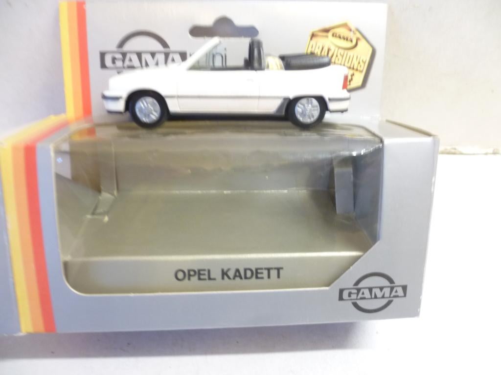 Gama 1196 Opel Kadett GSi cabriolet nieuw in doos 1:43 auto, Hobby en Vrije tijd, Modelauto's | 1:43, Ophalen of Verzenden, Nieuw