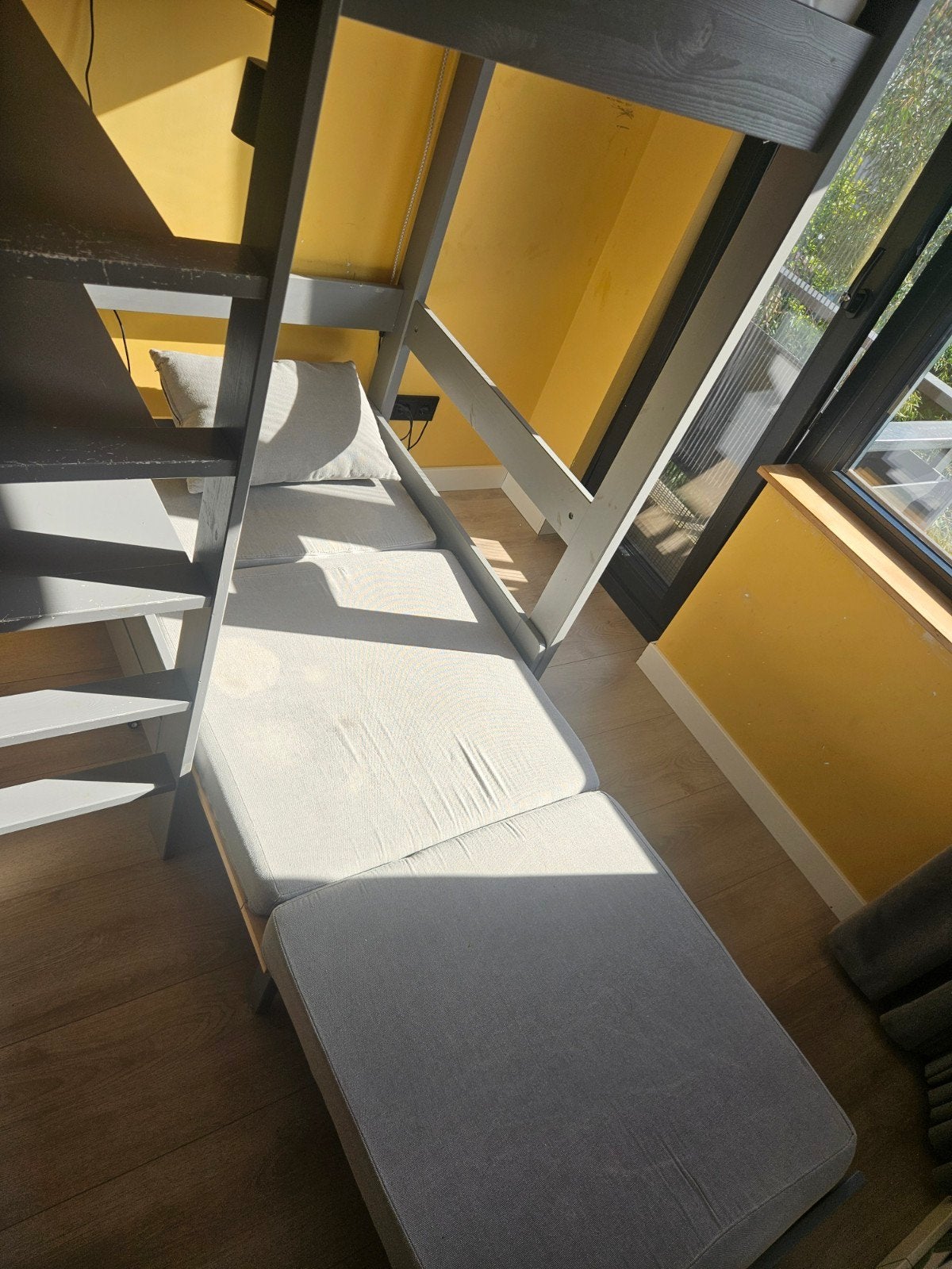 Foto 6 van Stapelbed/hoogslaper (Nous kids Wehkamp)bureau + bank bed