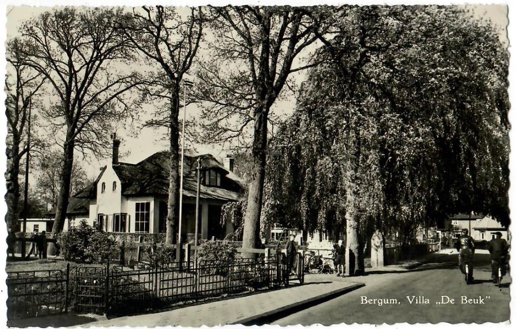 Bergum - Villa "De Beuk", Verzenden, 1960 tot 1980, Gelopen, Friesland