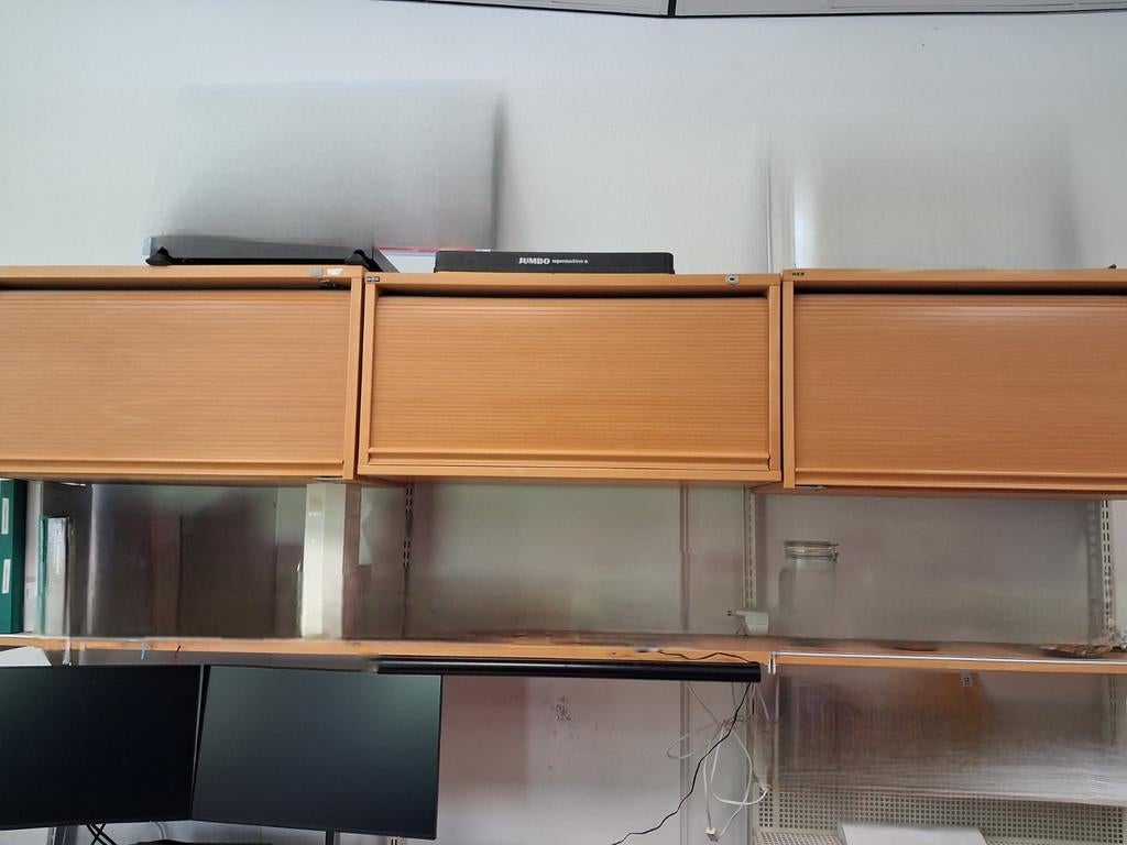 Rolluikkasten / Archiefkasten met planken, Huis en Inrichting, Kasten | Roldeurkasten en Archiefkasten, Gebruikt, Meerdere deuren