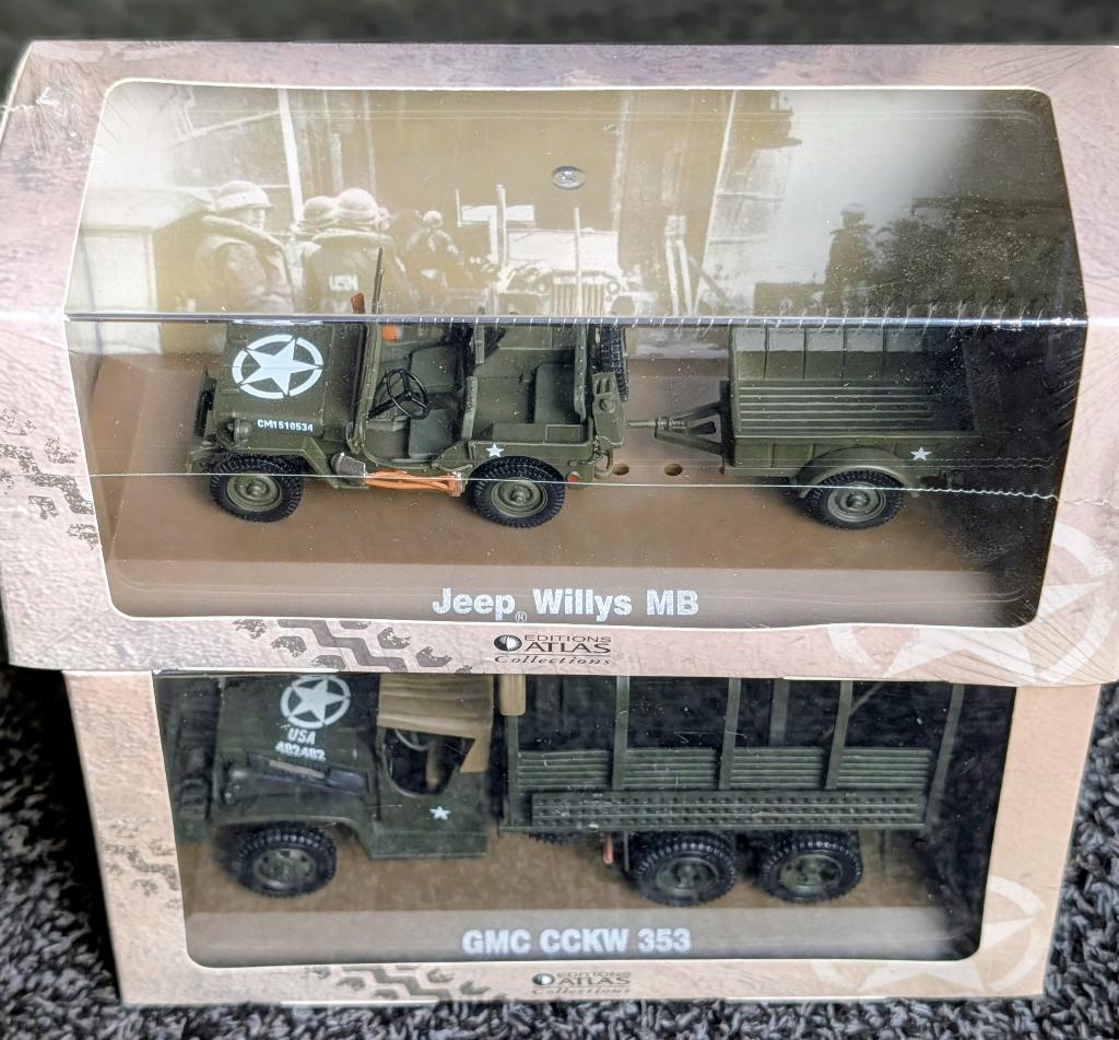 Duo-set Militaire Voertuigen – Jeep & GMC Truck – GESEALD, Ophalen of Verzenden, Zo goed als nieuw, Overige typen, Overige merken