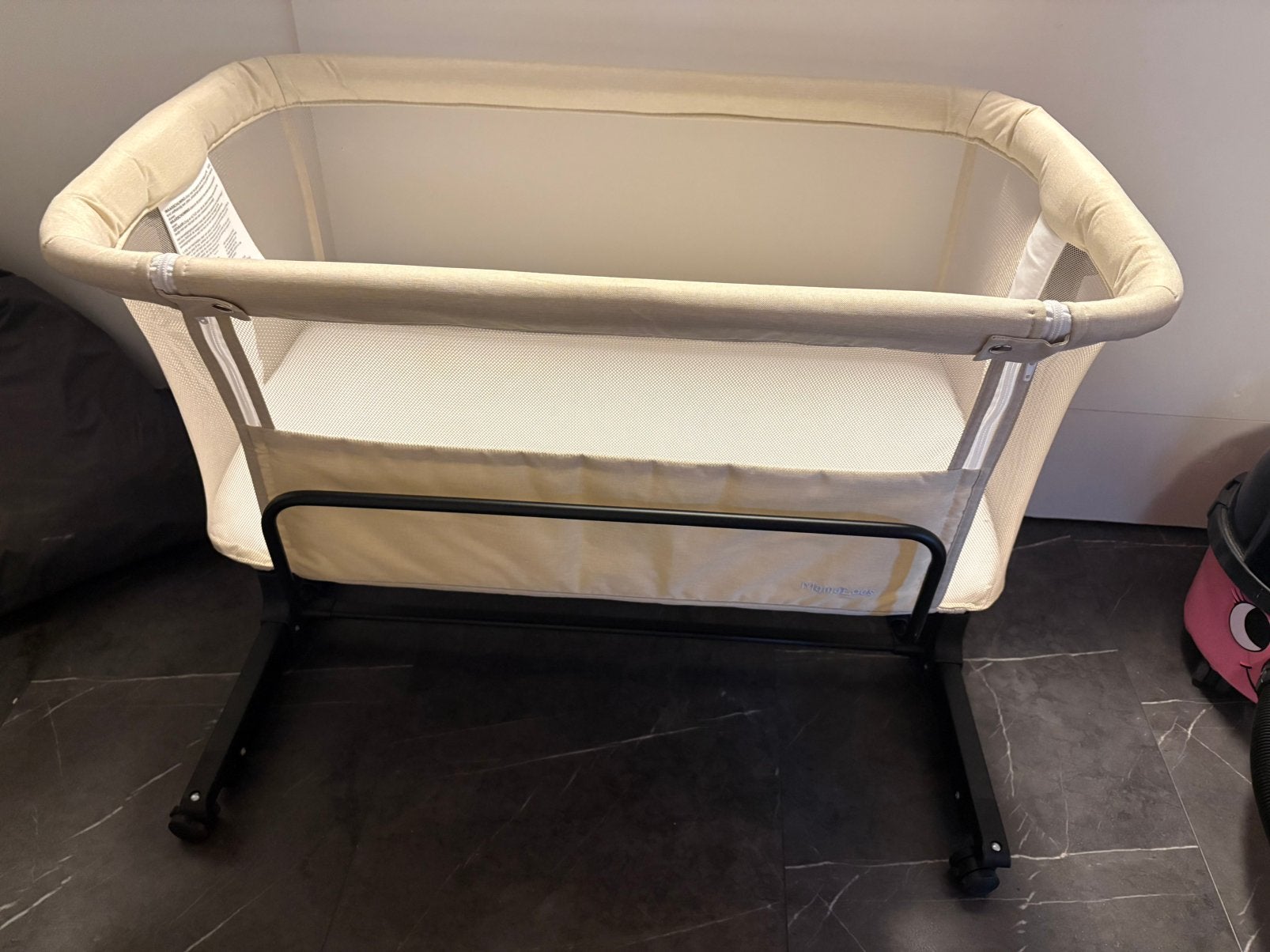 Beige co sleeper, Ophalen, Zo goed als nieuw, Wieg