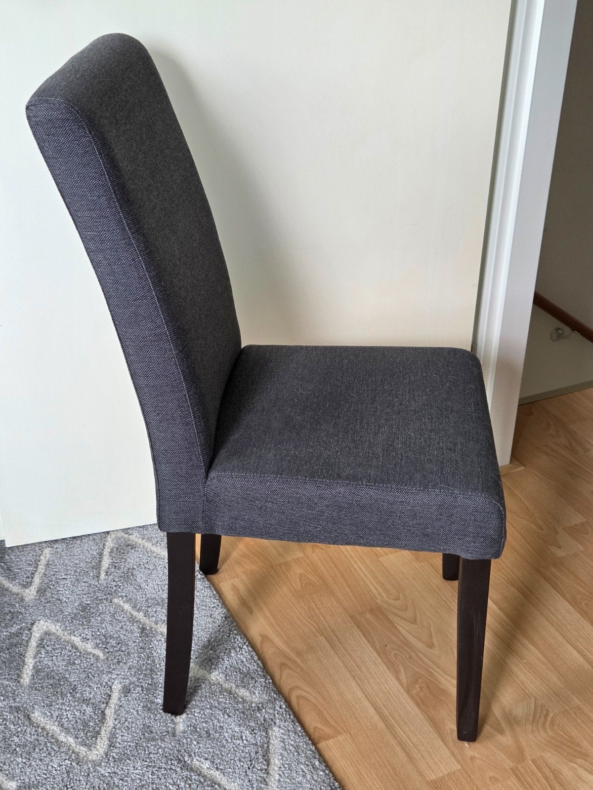 Set van 4 grijze eetkamerstoelen, Ophalen, Gebruikt, Grijs, Vier