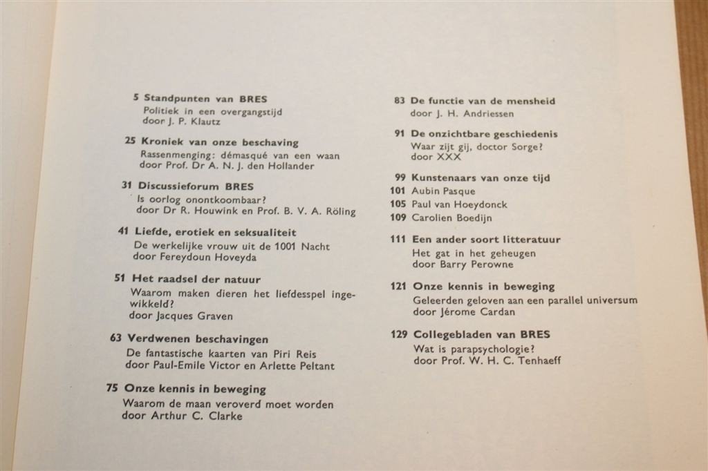 BRES 5, 1966 — Wetenschap, Religie, Kunst en Esoterie, Boeken, Ophalen of Verzenden, Gelezen, Overige onderwerpen, Achtergrond en Informatie