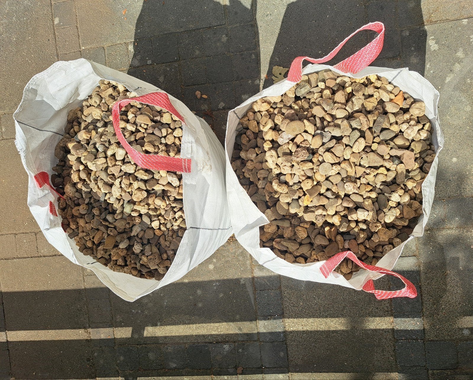 Twee big bags met siergrind/split, Ophalen, Overige materialen, Gebruikt, Beige