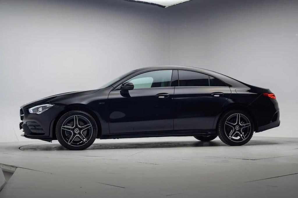 Mercedes-Benz CLA-Klasse 250 e Business Solution AMG Line Au, Auto's, Automaat, CLA, Gebruikt, 4 cilinders