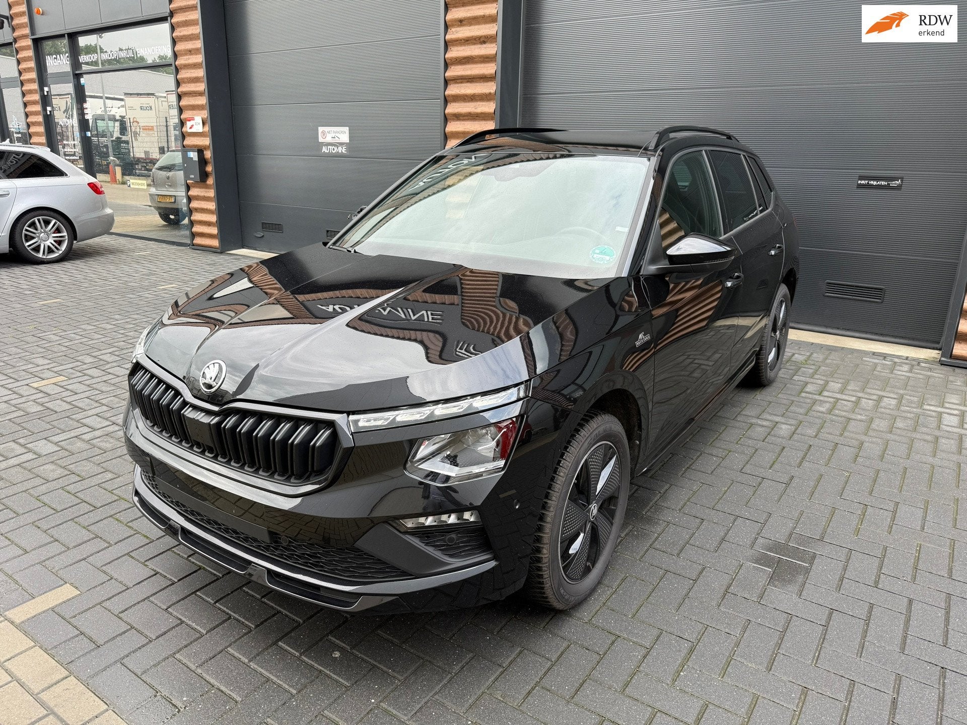 Skoda Kamiq 1.5 TSI DSG Monte Carlo Duits Voertuig, Auto diversen, Schadeauto's, Automaat, 1498 cc, Zwart, SUV of Terreinwagen