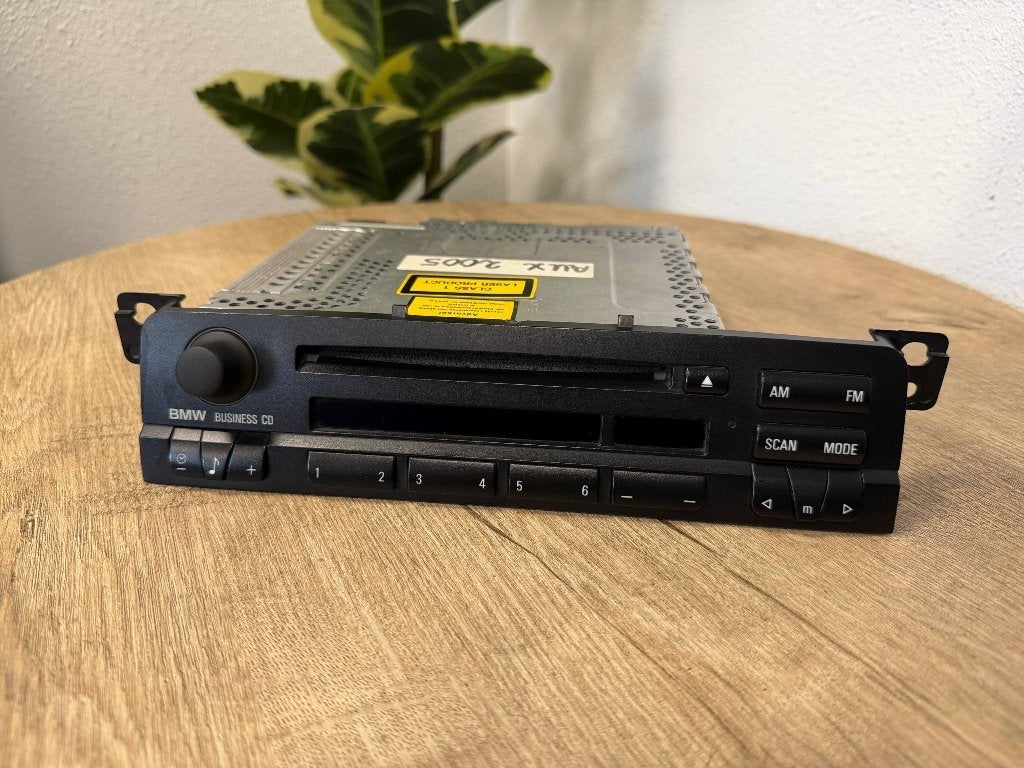 OEM BMW E46 E53 X5 Radio CD Speler met AUX Functie !, Ophalen of Verzenden, Gebruikt