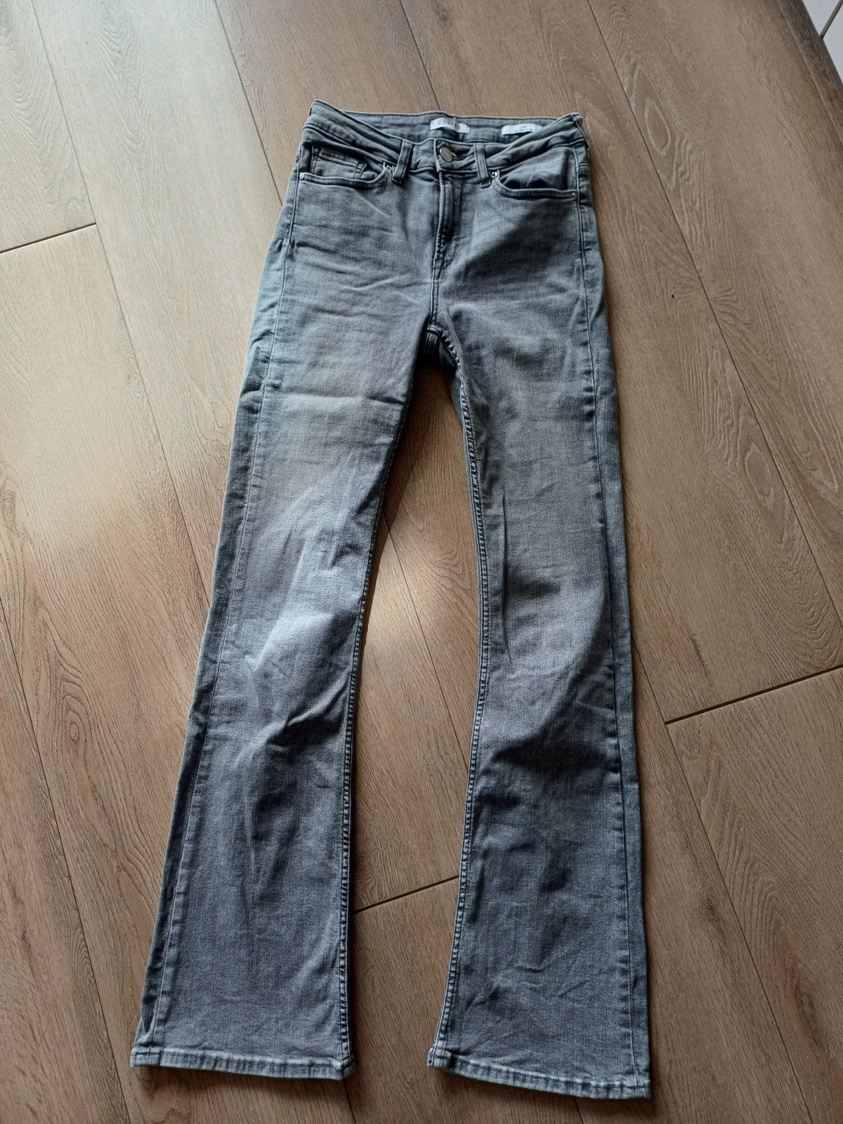 Spijkerbroek Costes model Liv maat 28, izgs, Ophalen of Verzenden, Zo goed als nieuw, Grijs, W28 - W29 (confectie 36)