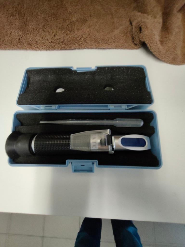 Refractometer, Dieren en Toebehoren, Ophalen of Verzenden, Zo goed als nieuw, Gevuld zeewateraquarium