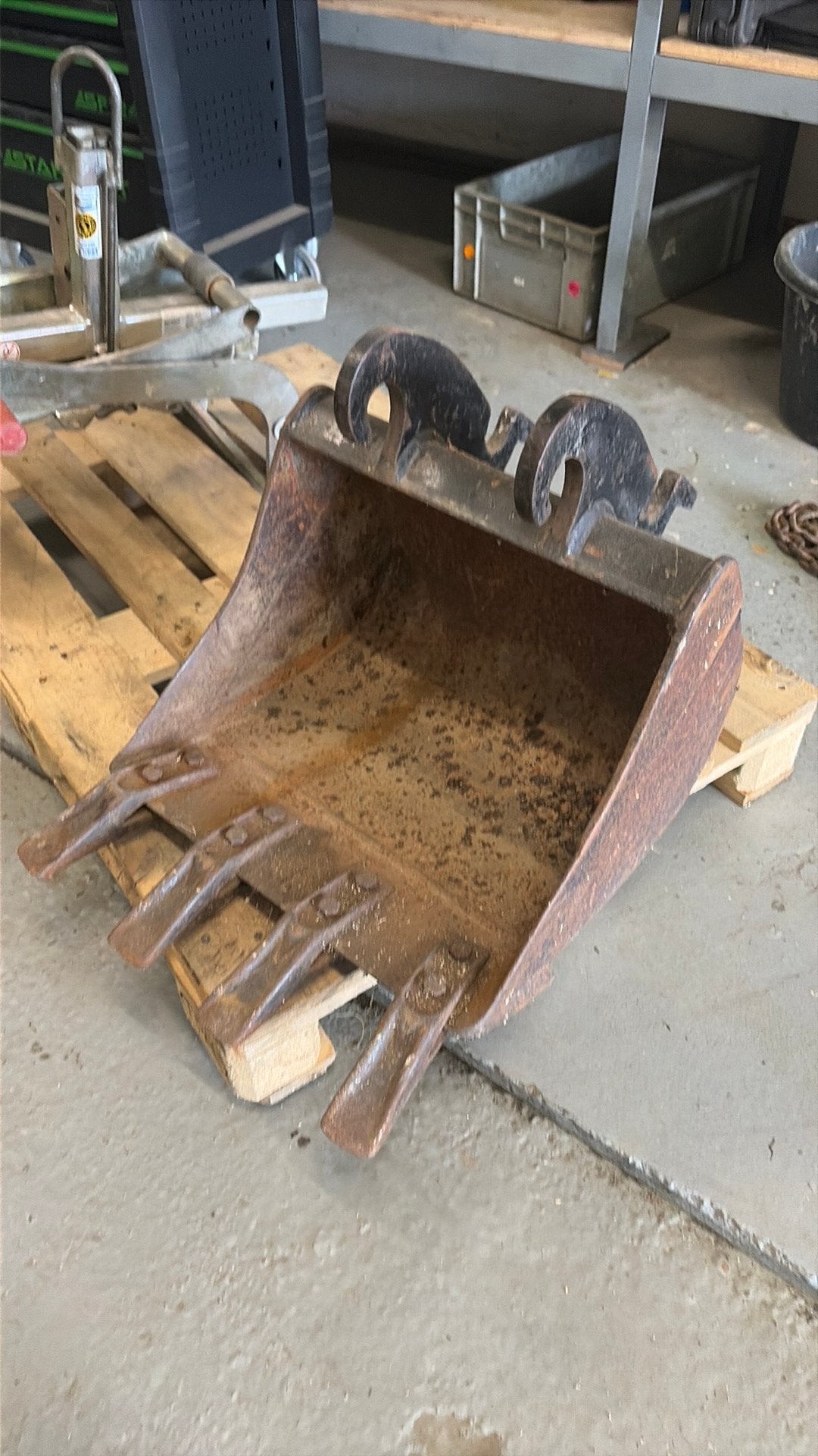 Tandenbak dieplepel smalle bak cw05, Ophalen