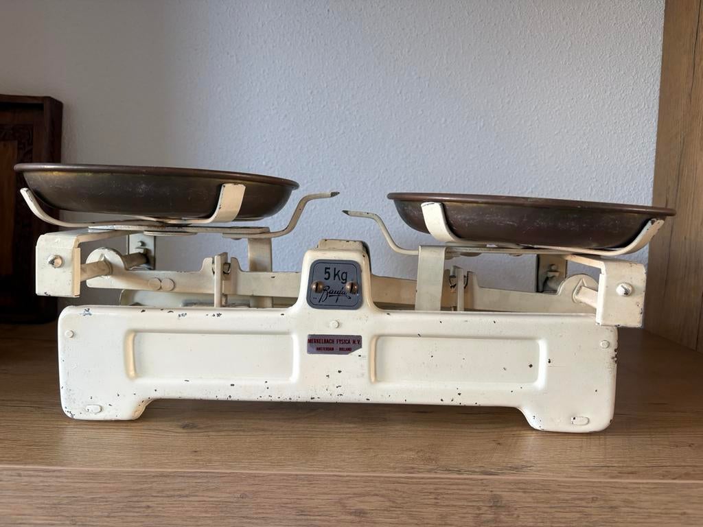 Brocante weegschaal Baufa, Ophalen