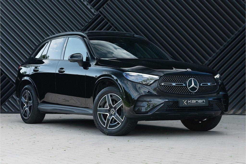 Mercedes-Benz GLC 300e 4MATIC AMG Pano IHC+ 360 Nightpak Mem, Automaat, Gebruikt, Zwart, Zwart