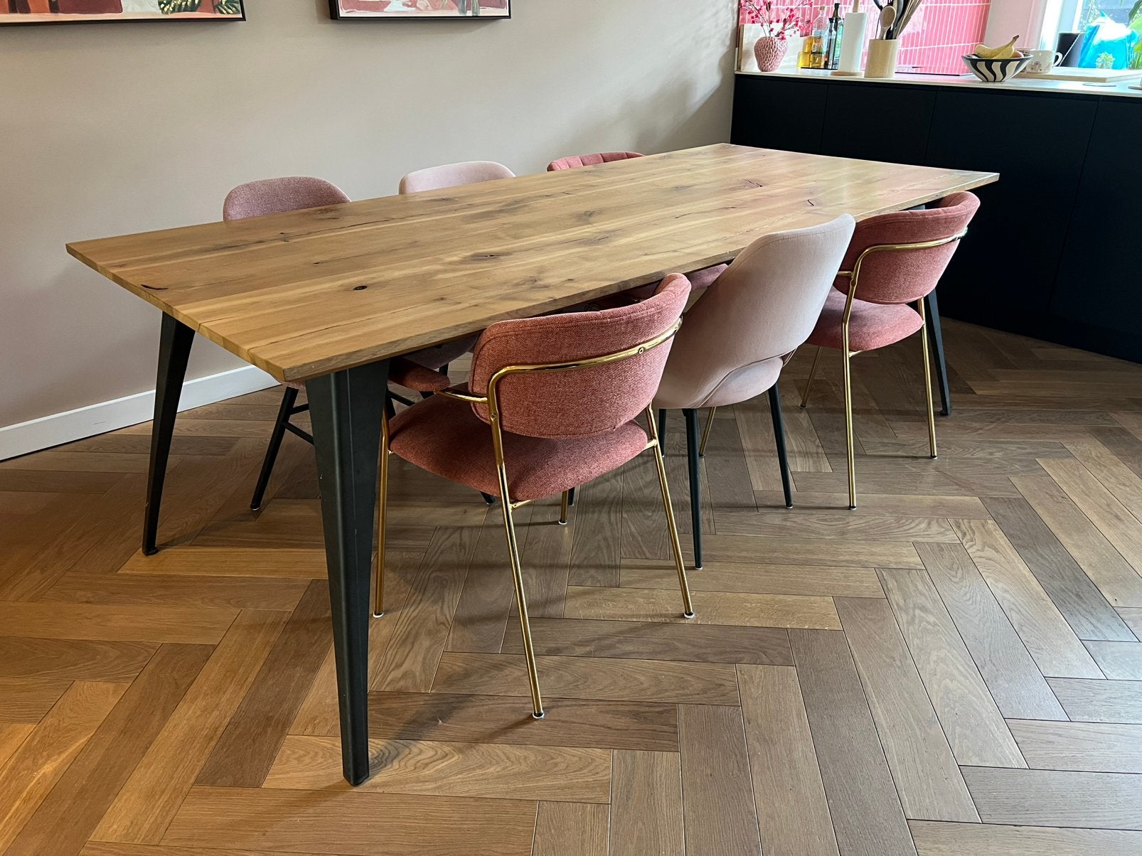 Robuuste houten eettafel (220x100) met stalen poten, Huis en Inrichting, Ophalen, 100 tot 150 cm, Zo goed als nieuw, Vijf personen of meer