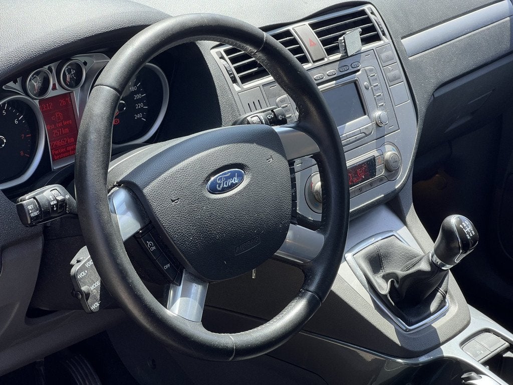 Ford C-MAX 1.8-16V Limited | Trekhaak | NAP | Airco |, Auto's, Ford, Voorwielaandrijving, Stof, Gebruikt, Zwart